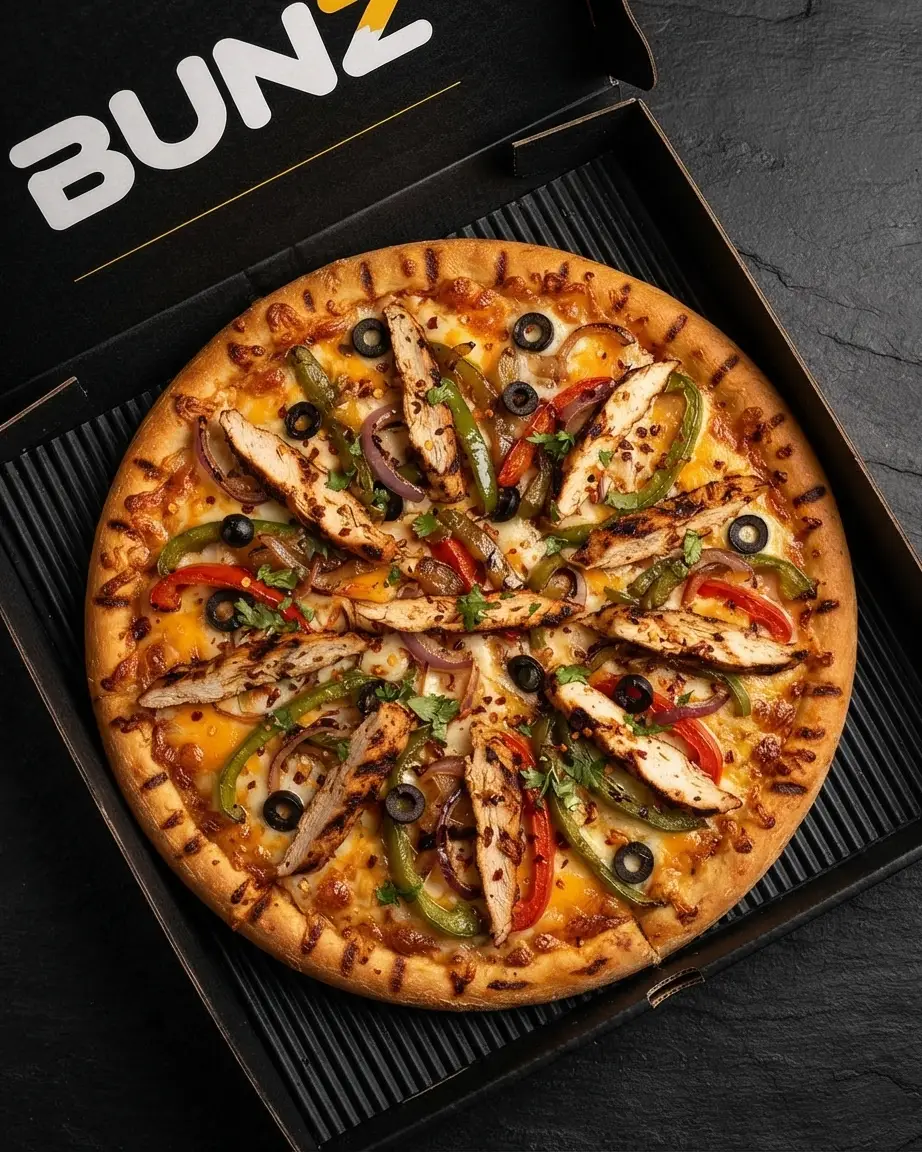 Fajita Pizza with grilled chicken and vegetables - BUNZ.pk Pakistan